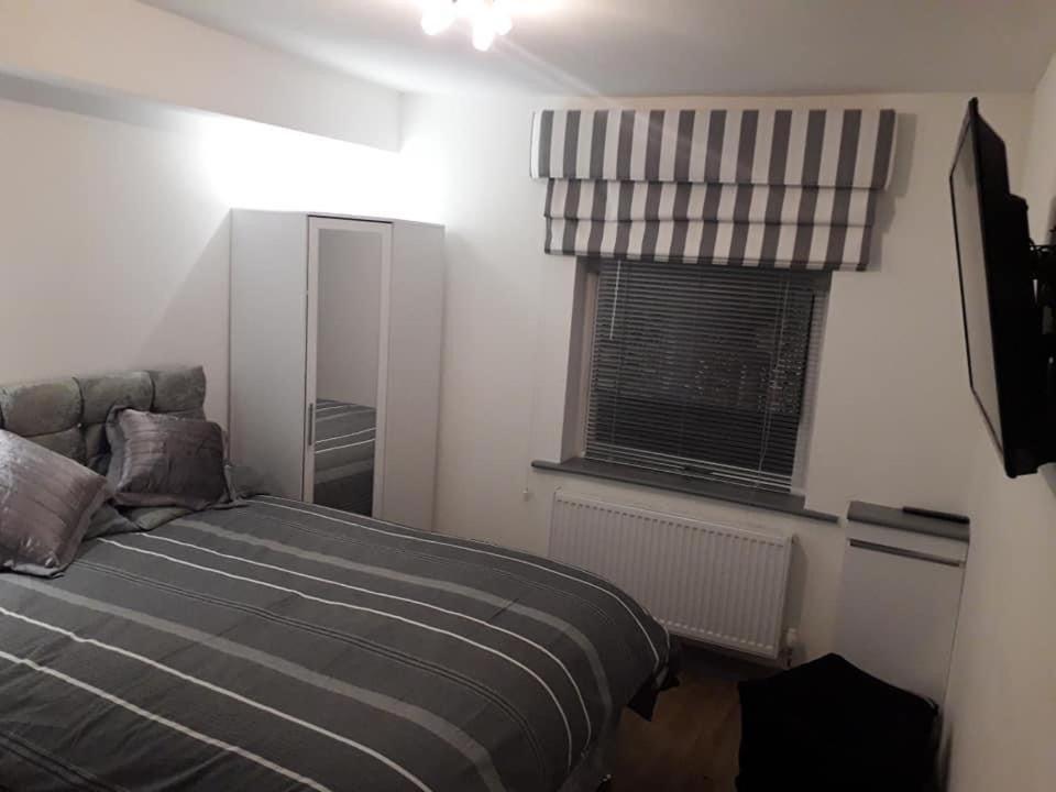The New Accommodation Free Complementary Breakfast Tibshelf Exteriér fotografie