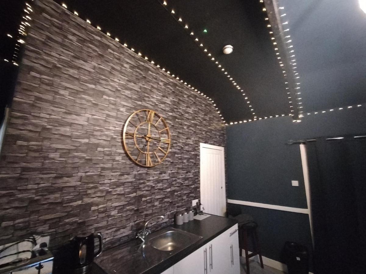 The New Accommodation Free Complementary Breakfast Tibshelf Exteriér fotografie